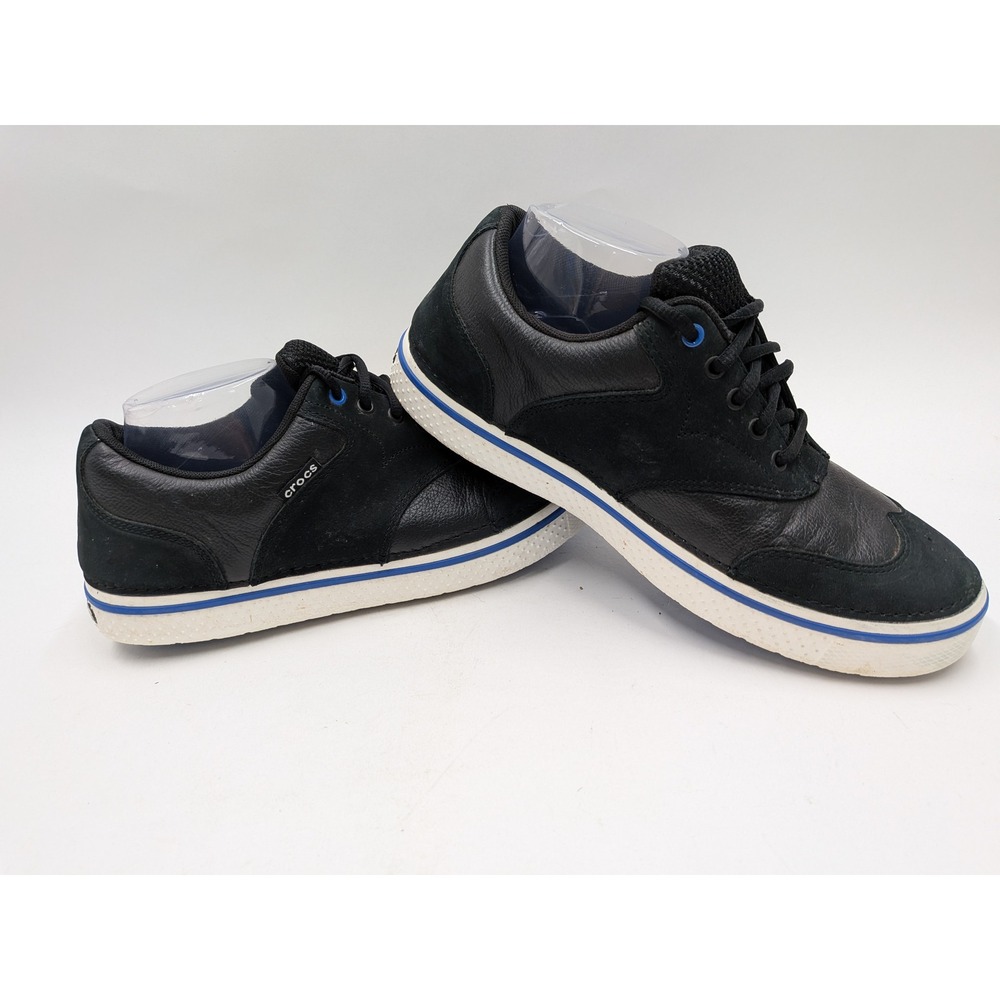 Crocs Bradyn Mens Golf Shoes Black Leather Suede Spikeless Sneakers Blue Trim